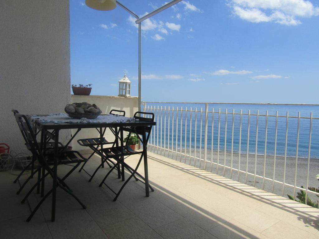 Appartamento Mare Mare Forza d'Agro Luaran gambar